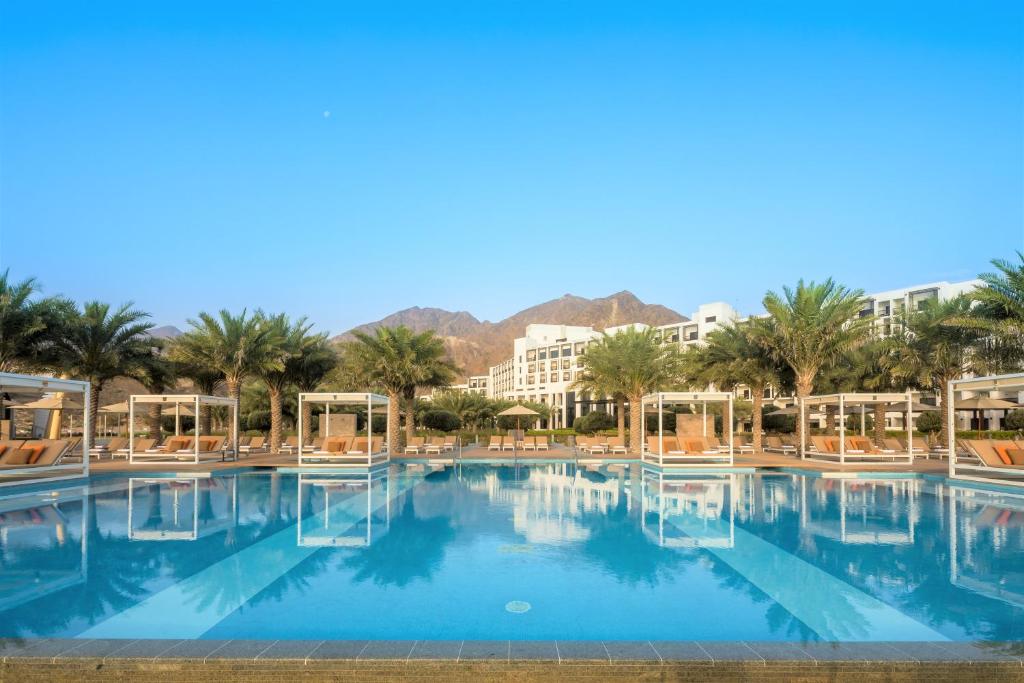 Фуджейра Intercontinental Fujairah Resort цены