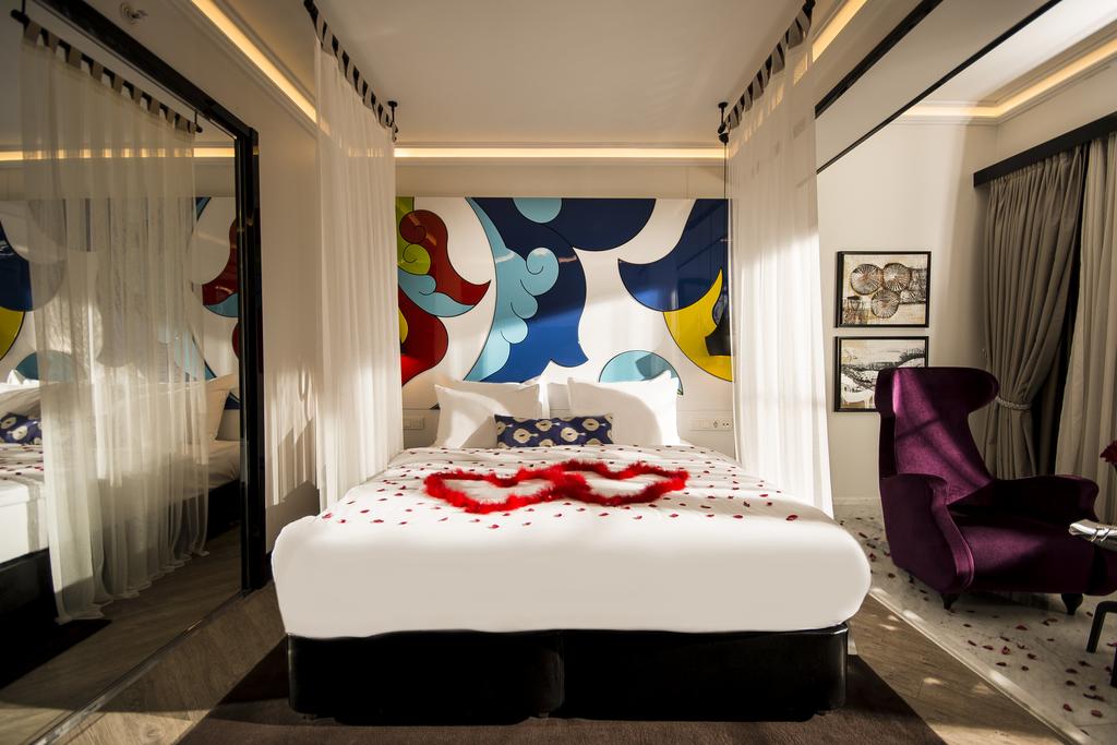 Відпочинок в готелі Sura Hagia Sophia Hotel