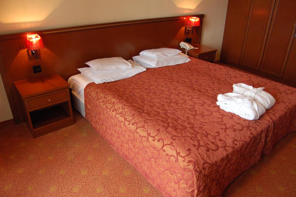 Отель, Венгрия, Балатонфюред, Hotel Silverine Lake Resort Balatonfured