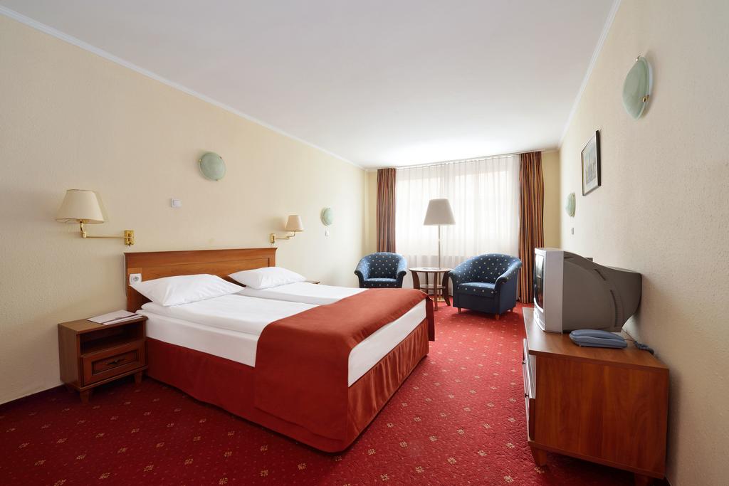 Горящие туры в отель City Hotel Atlas Будапешт