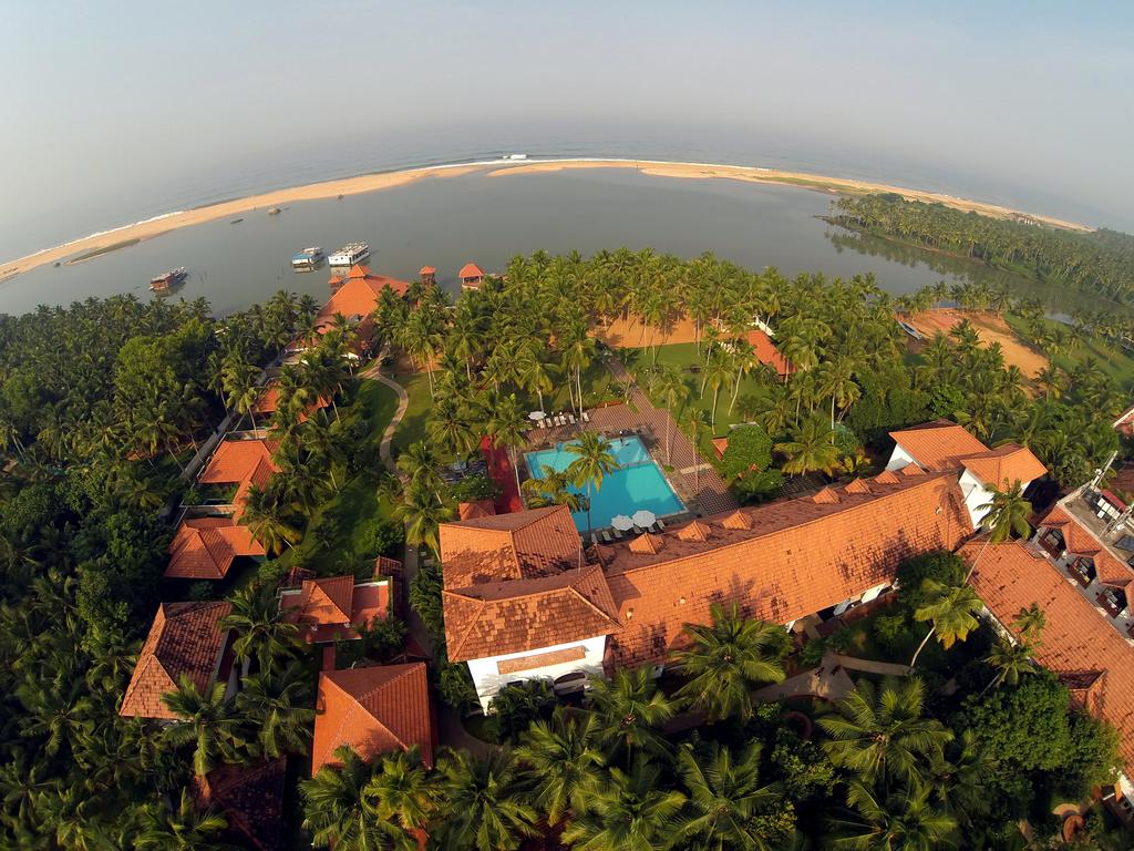Esturay Island, Kerala, photos of tours