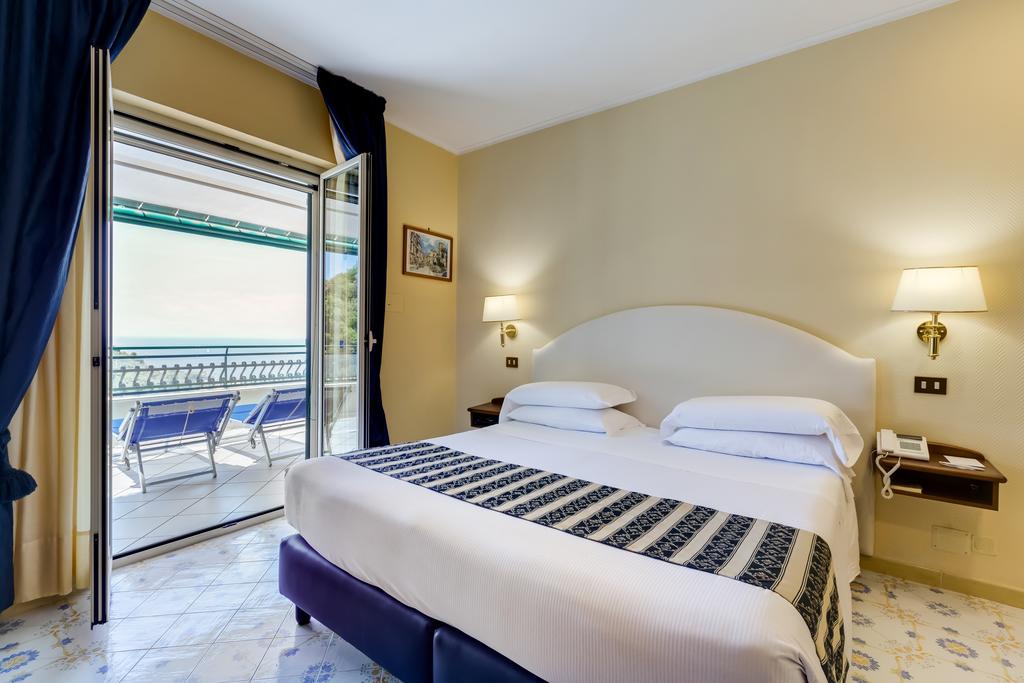 Best Western Hotel La Solara, Italy, The Gulf of Naples