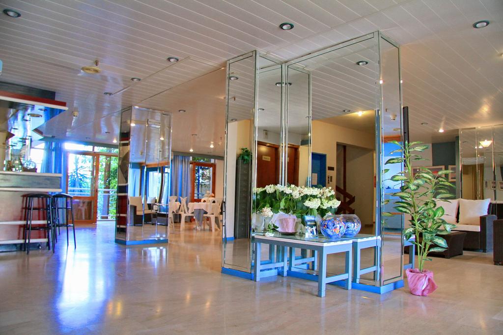 Oferty hotelowe last minute Sunny Resort (ex. D&D Resort) Heraklion