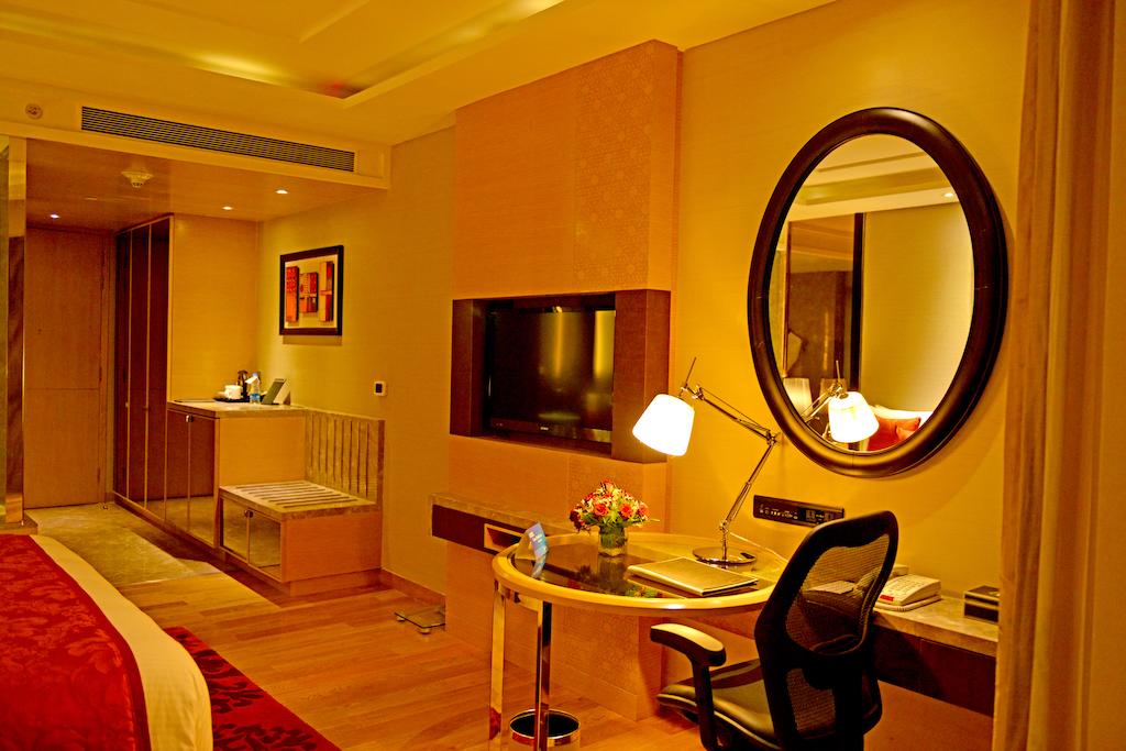 Горящие туры в отель Radisson Blu Hotel Jaipur Airport Джайсалмер Индия