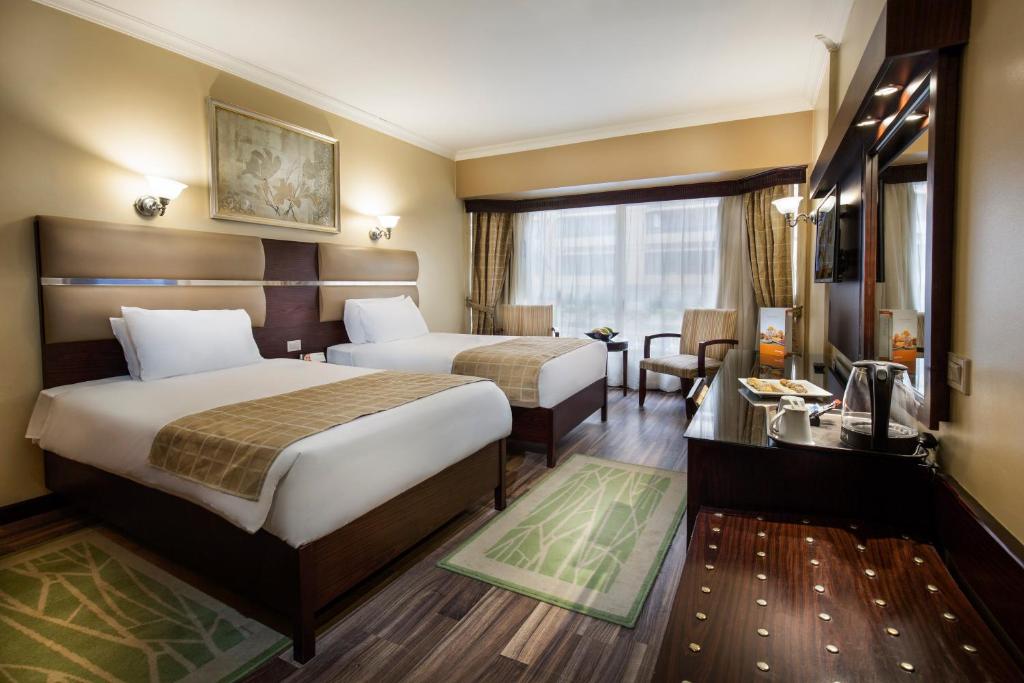 Цены, Pyramisa Suites Hotel Cairo