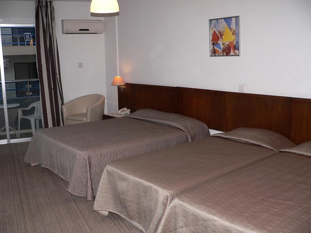 Oferty hotelowe last minute Petrou Bros Hotel Apts (ex. Blazer Residence) Larnaka Cypr