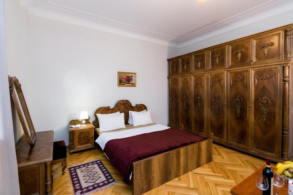 Отель, Apartment Gallery Rustaveli 1