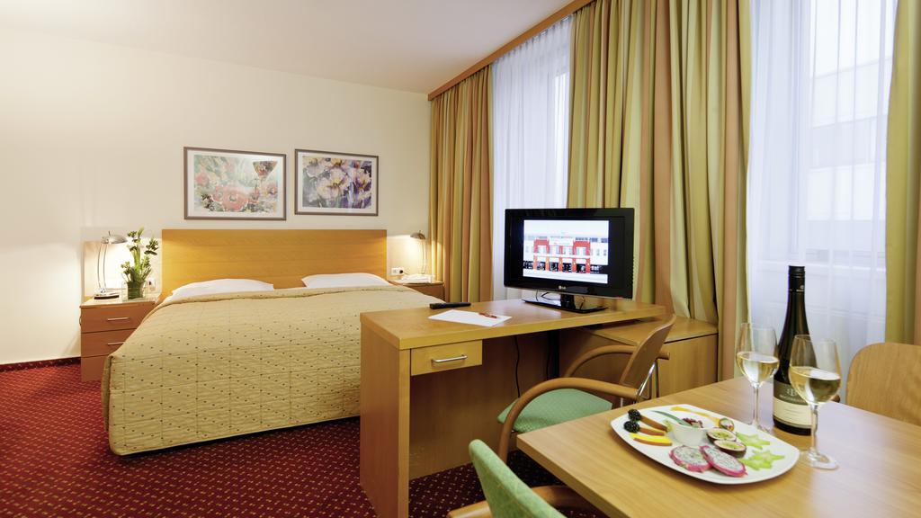 Фото отеля Austria Trend Hotel Salzburg West