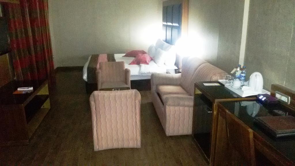 Отдых в отеле Days Inn Aqaba Акаба