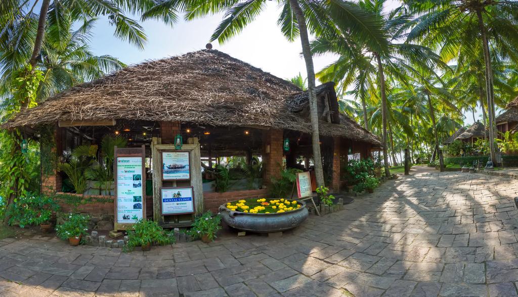 Manaltheeram Ayurveda Beach Village, Ковалам ціни