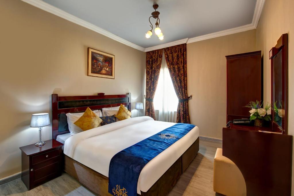 Al Bustan Hotels Flats ОАЕ ціни