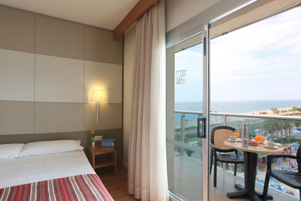 Odpoczynek w hotelu Golden Taurus Park Resort Costa de Barcelona-Maresme Hiszpania