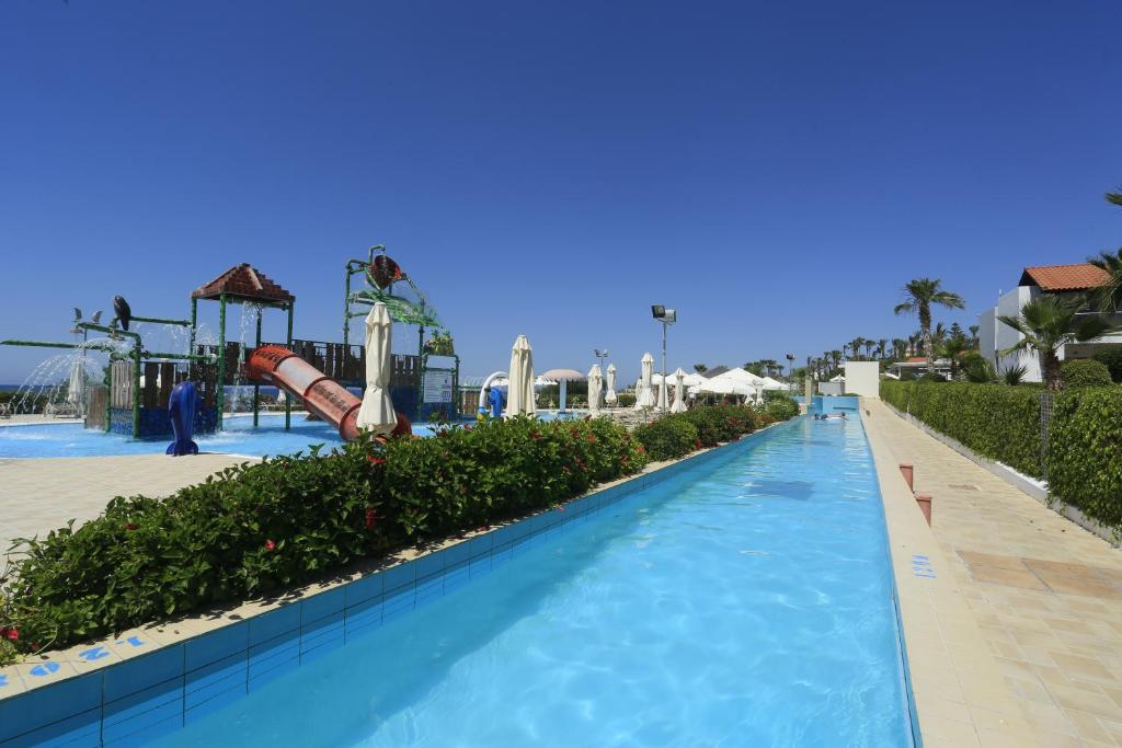 Цены в отеле Aqua Sol Water Park Resort (ex. Aqua Sol Holiday Village)