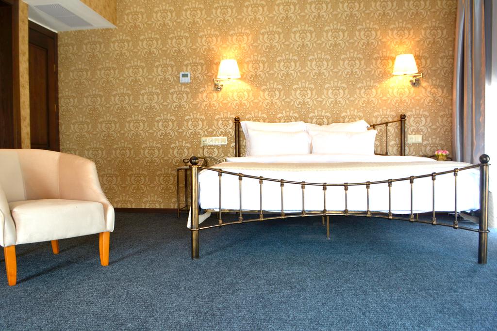 Відпочинок в готелі Redline Hotel Тбілісі