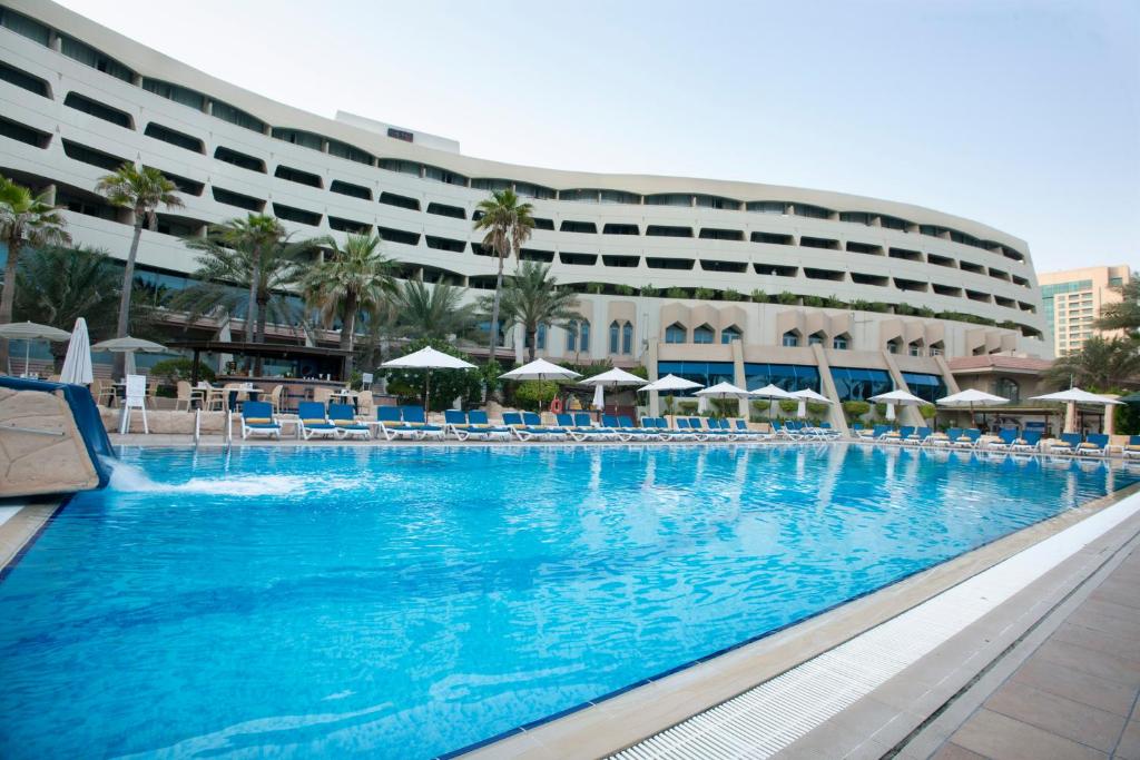 Туры в отель Occidental Sharjah Grand (ех. Grand Hotel Sharjah) Шарджа