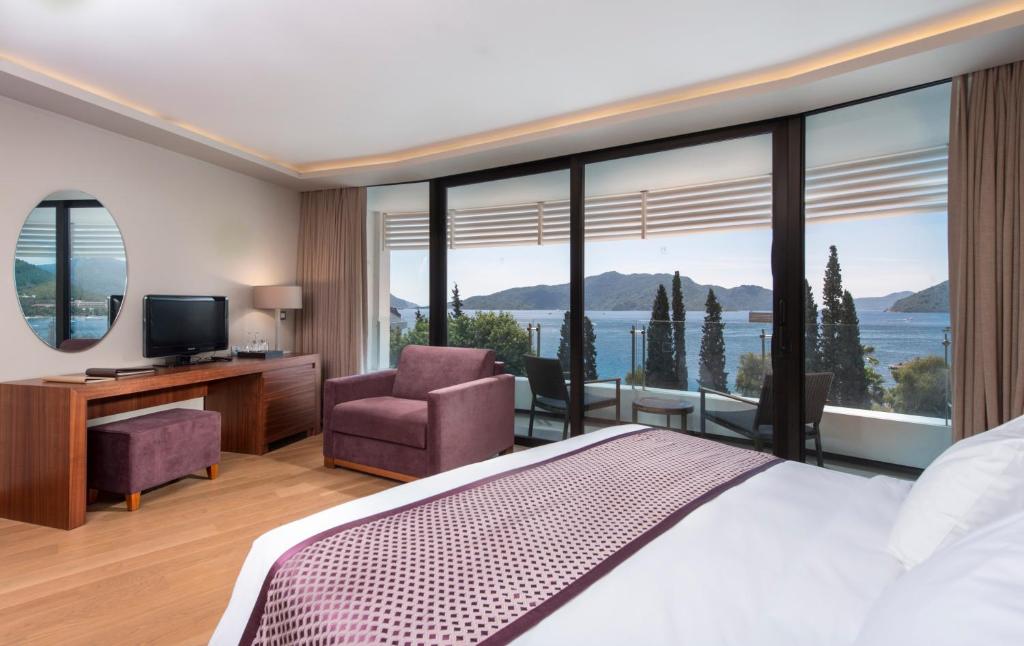 Odpoczynek w hotelu Tui Blue Grand Azur (Tui Hotels Grand Azur, D-Resort Grand Azur Marmaris) Marmaris Turcja