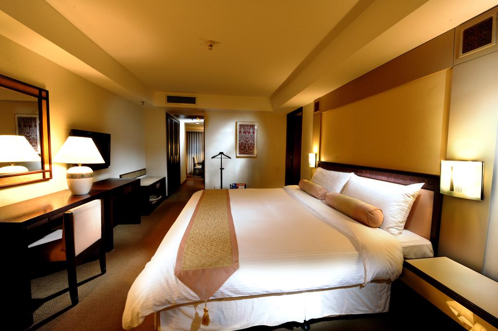 Відпочинок в готелі Grand Margherita Hotel Кучінг Малайзія