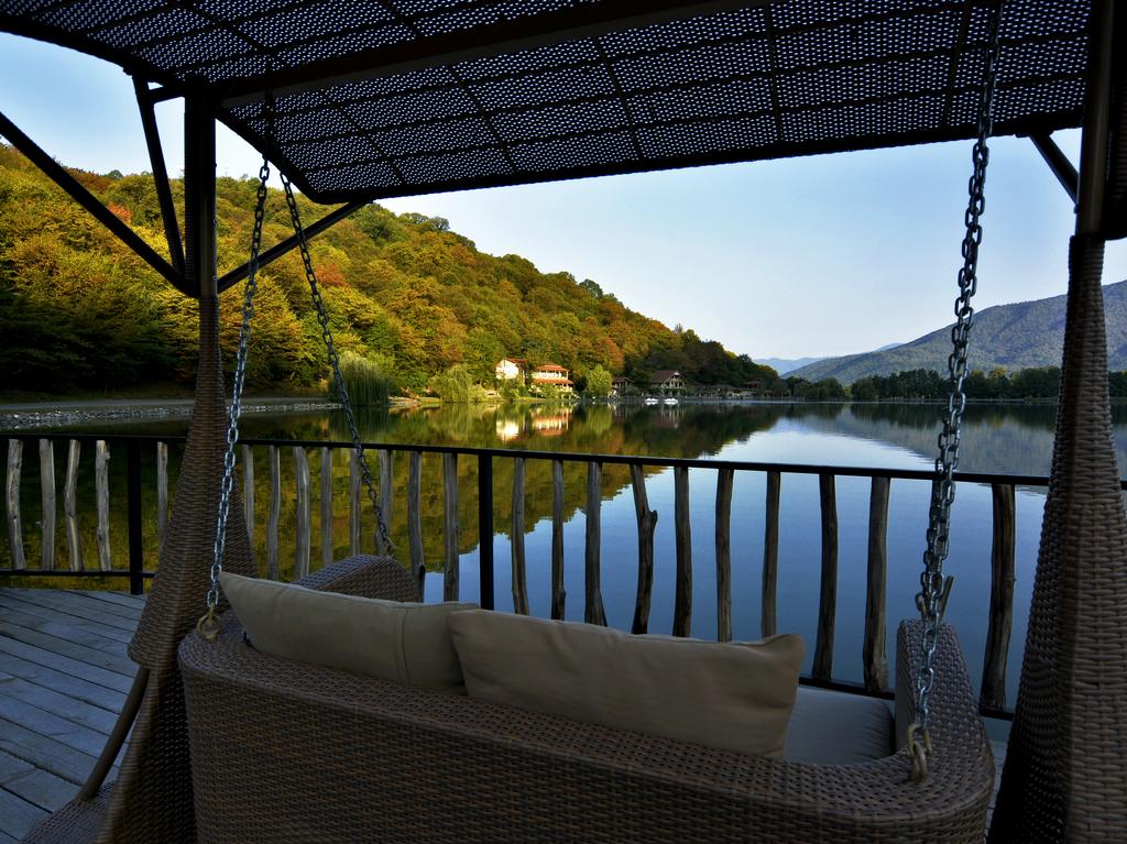 Фото отеля Lopota Lake Resort