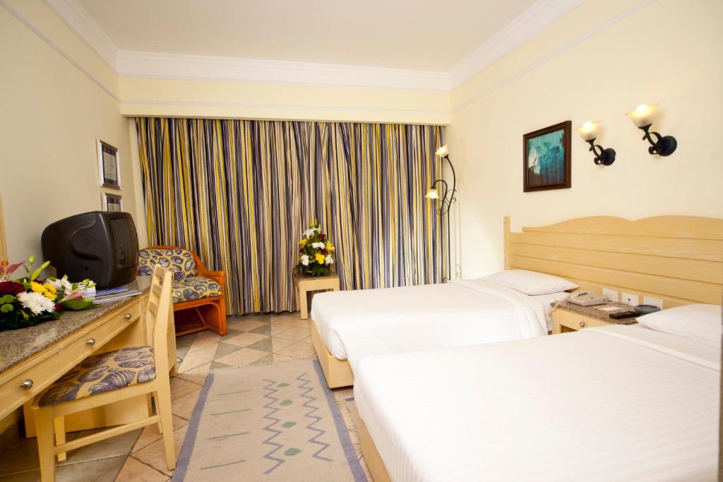 Відпочинок в готелі Coral Beach Resort Tiran Шарм-ель-Шейх Єгипет