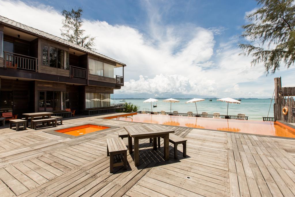Отзывы об отеле Baan Ploy Sea By Samed Resort