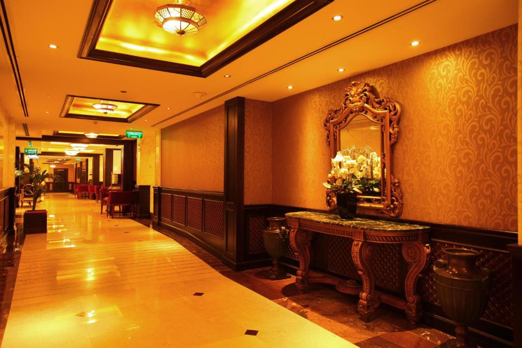 Arabian Courtyard Hotel & Spa, Dubaj (miasto) ceny