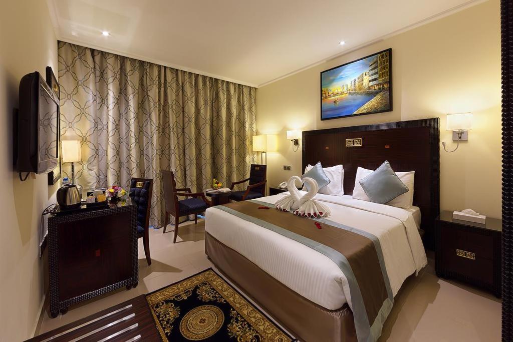 Smana Hotel Al Raffa, Дубай (місто), ОАЕ, фотографії турів