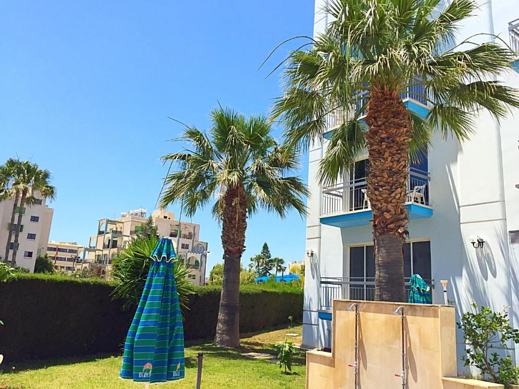Wakacje hotelowe Blue Crane Hotel Apts Limassol