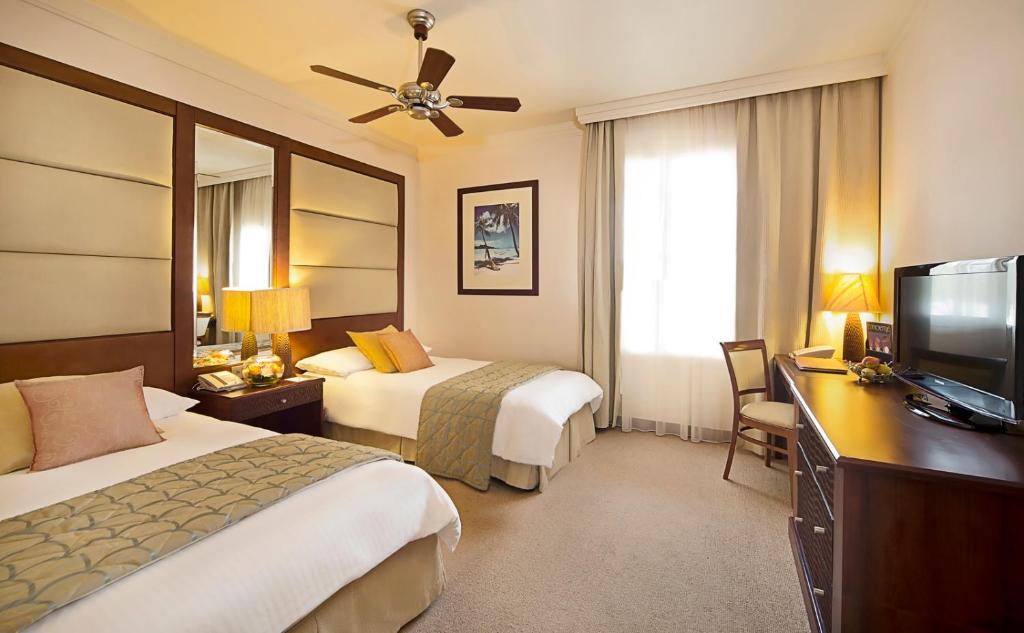 Hotel, Danat Jebel Dhanna Resort