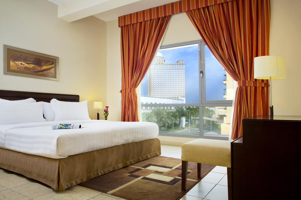 Time Topaz Hotel Apartments, Дубай (місто)