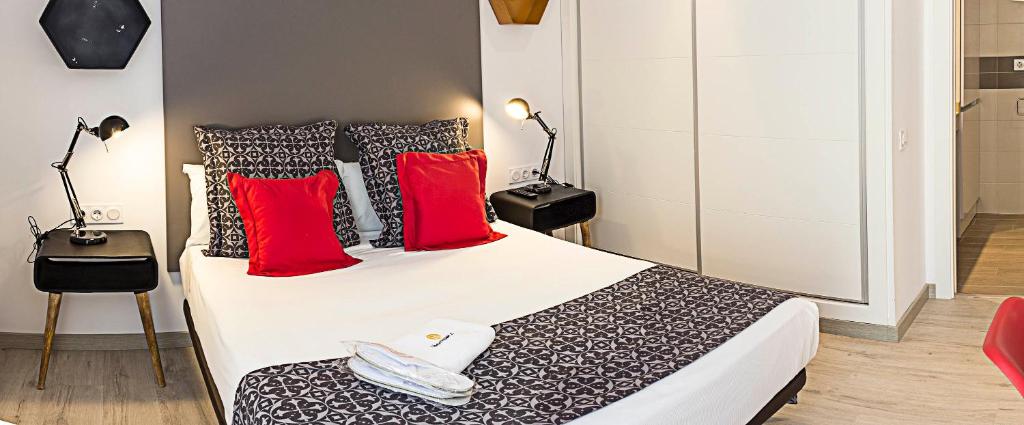 Барселона Apartments Hostemplo Suites цены