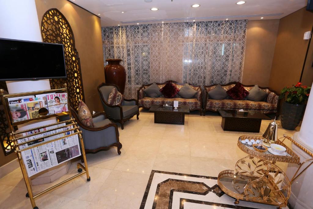Al Hamra Hotel, Шарджа ціни