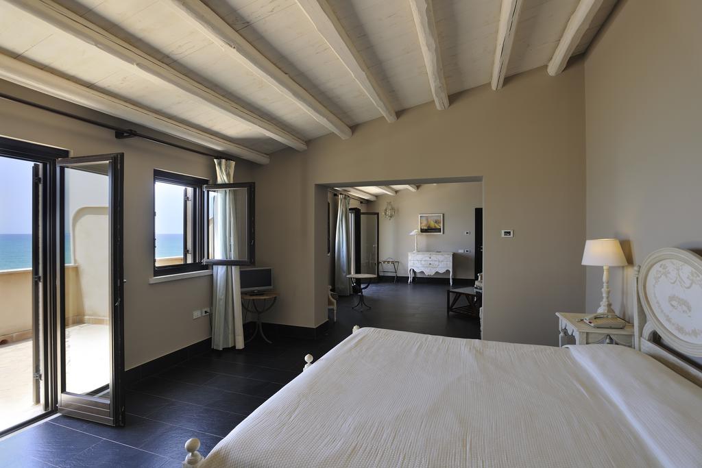 Туры в отель Falconara Charming House Resort & Spa (Marina Di Butera) Регион Сиракузы Италия