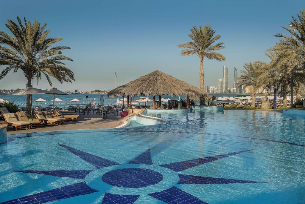 Отзывы про отдых в отеле, Radisson Blu Hotel & Resort Abu Dhabi Corniche