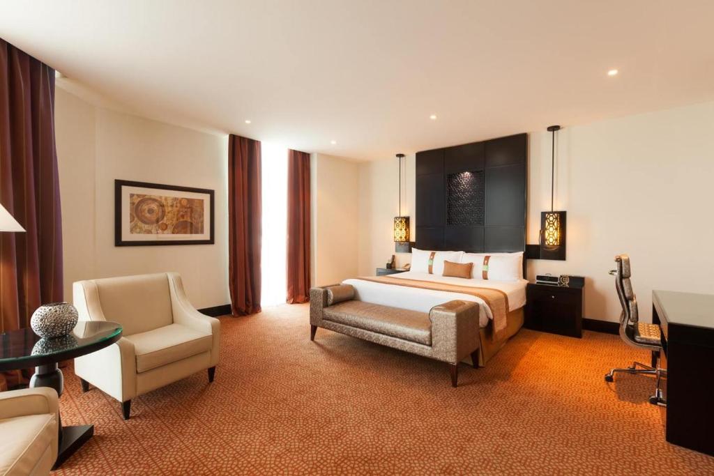 Отзывы про отдых в отеле, Holiday Inn Al Barsha