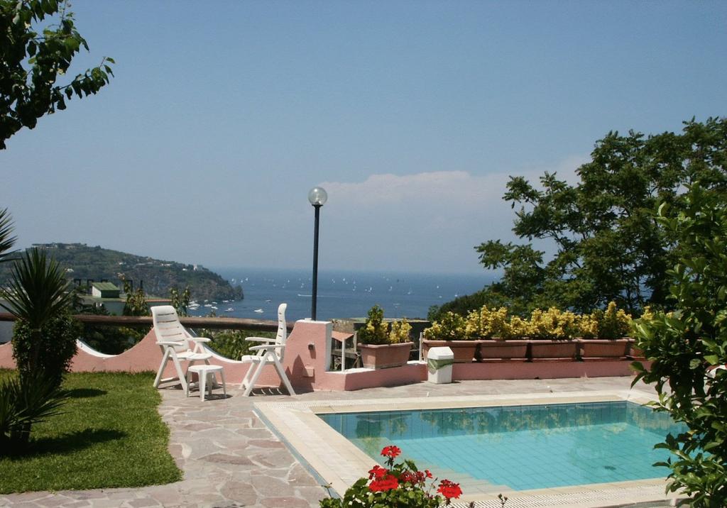Отдых в отеле Bel Tramonto/Villa Pina (Casamicciola) Искья (остров) Италия