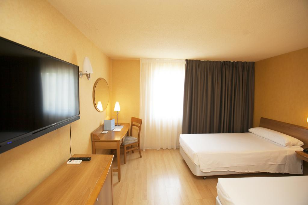 Гарячі тури в готель Holiday Inn Alicante Коста-Бланка Іспанія
