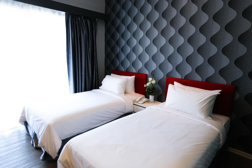 Cenang Plaza Beach Hotel/Room Only, Лангкави цены
