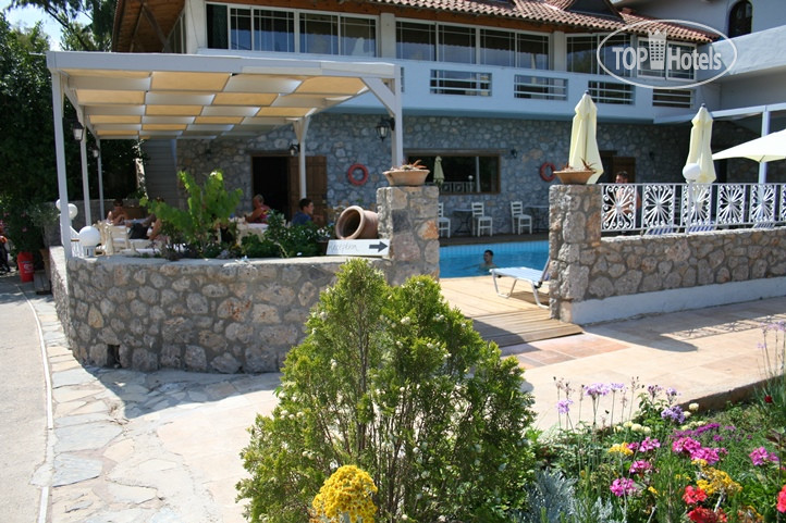 Тури в готель Naiades Almiros River Hotel Лассіті Греція
