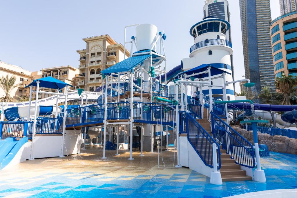 The Westin Dubai Mina Seyahi Beach Resort & Marina, фотограції пляжу