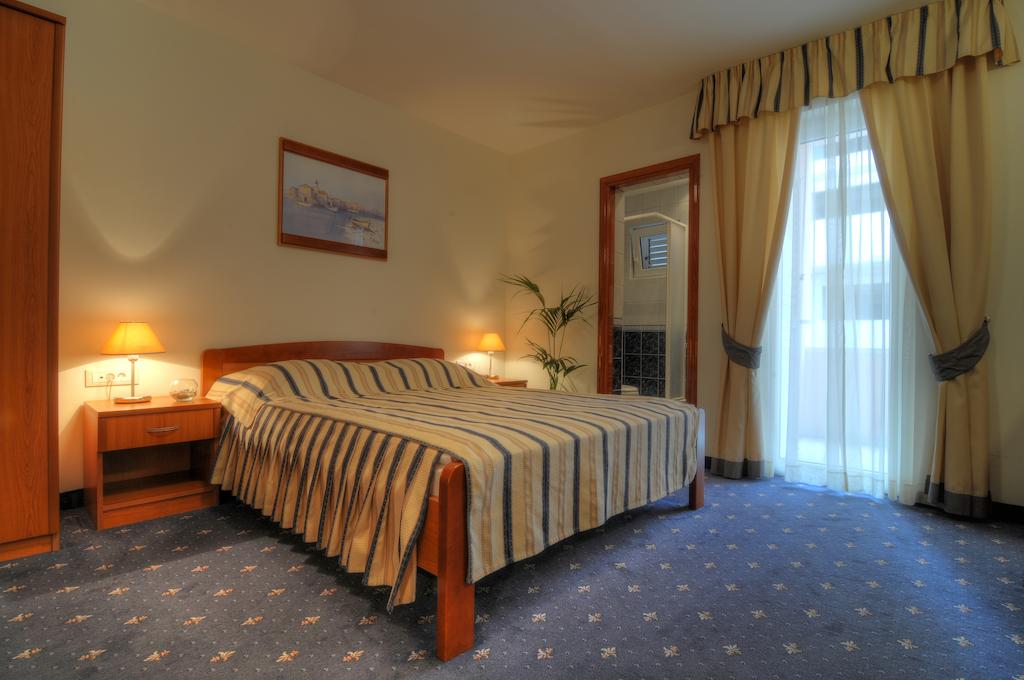 Hotel rest Rosina Makarska
