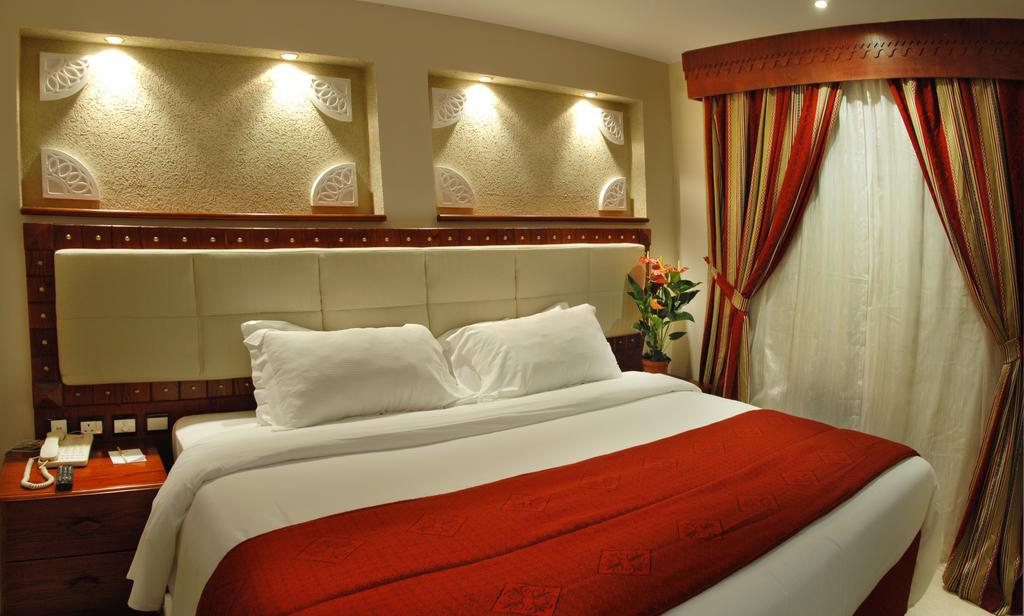 Al Liwan Suites Doha, розваги
