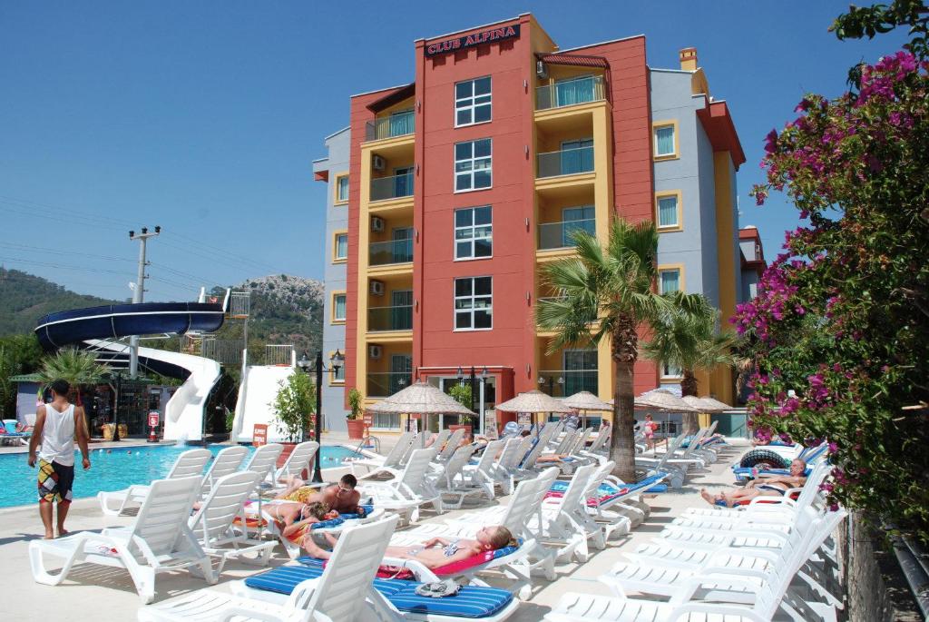 Hotel guest reviews Club Alpina Hotel (ex.Xeno Sonas Alpina)