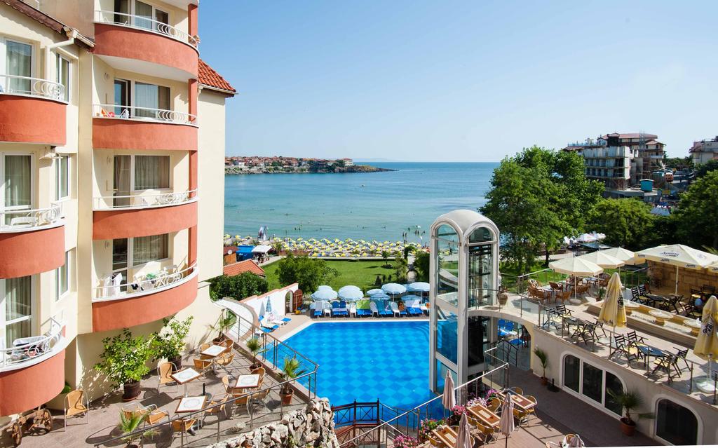 Горящие туры в отель Villa List Созополь
