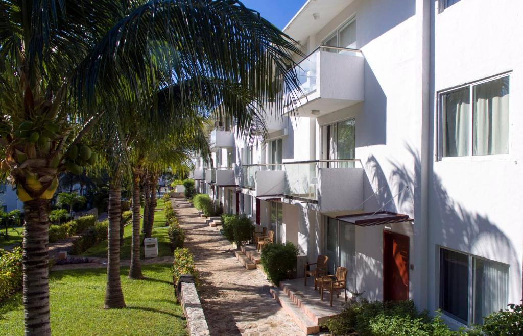 Hotel Dos Playas Faranda Cancún (ex. Celuisma Dos Playas Cancun), Мексика, Канкун, тури, фото та відгуки