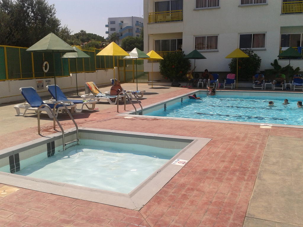 Гарячі тури в готель Kokkinos Apartments Протарас