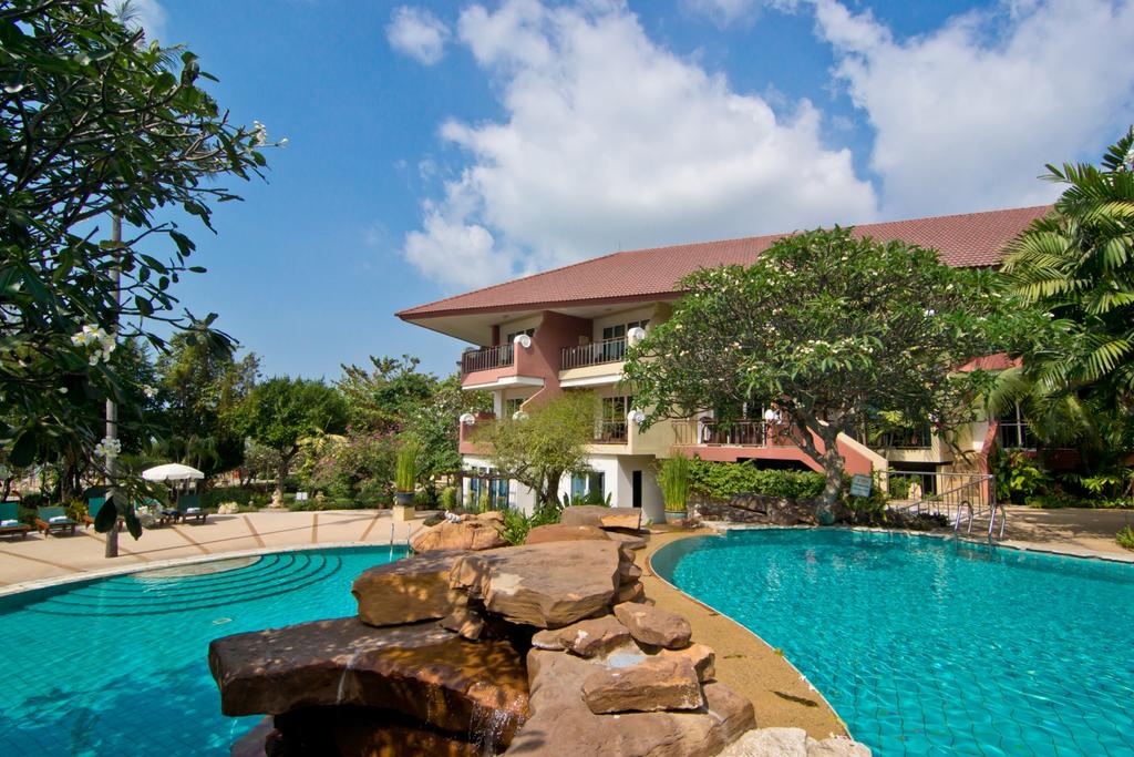 Туры в отель Bella Villa Cabana Паттайя Таиланд