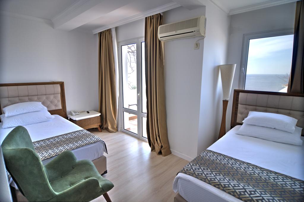 Відпочинок в готелі Adrovic Small Hotel Светі-Стефан