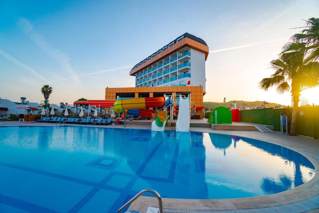 Туры в отель Throne Beach Resort & Spa (Ex.Throne Nilbahir) Сиде