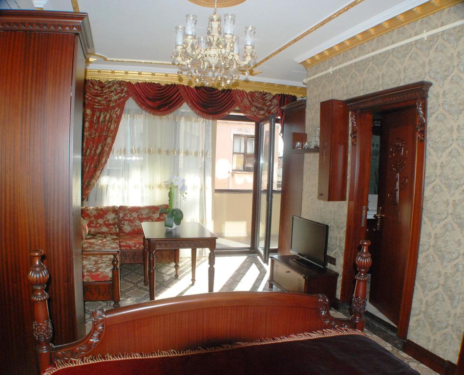 Цены в отеле The First Ottoman Apartments