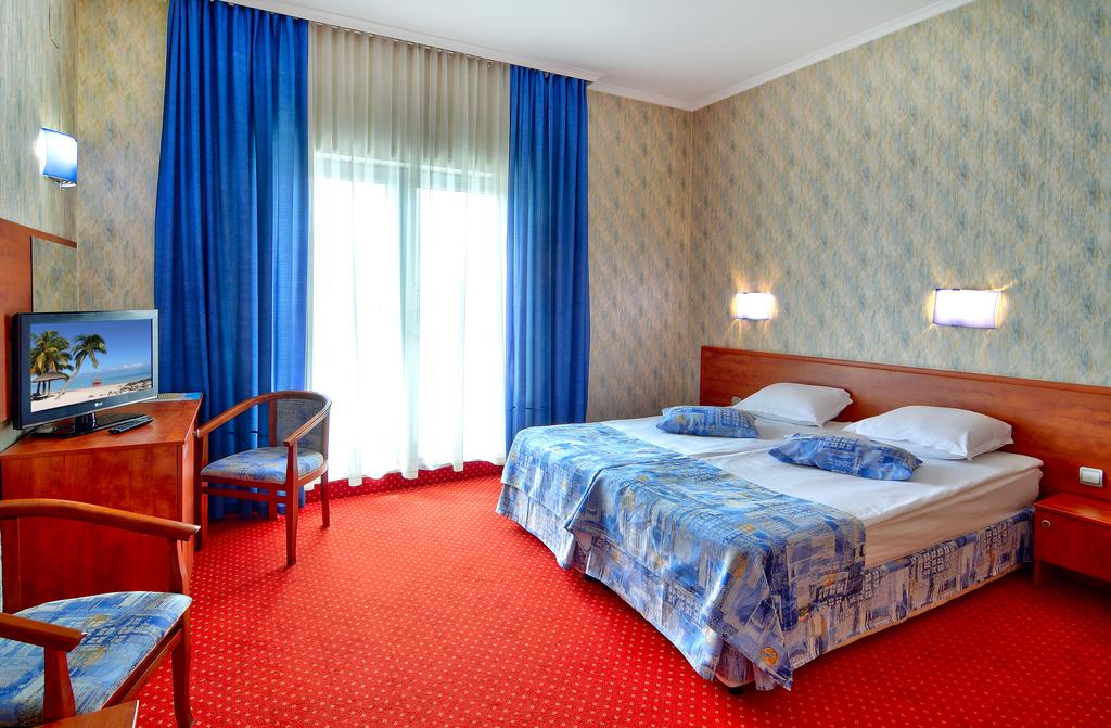 Aqua Hotel Varna цена